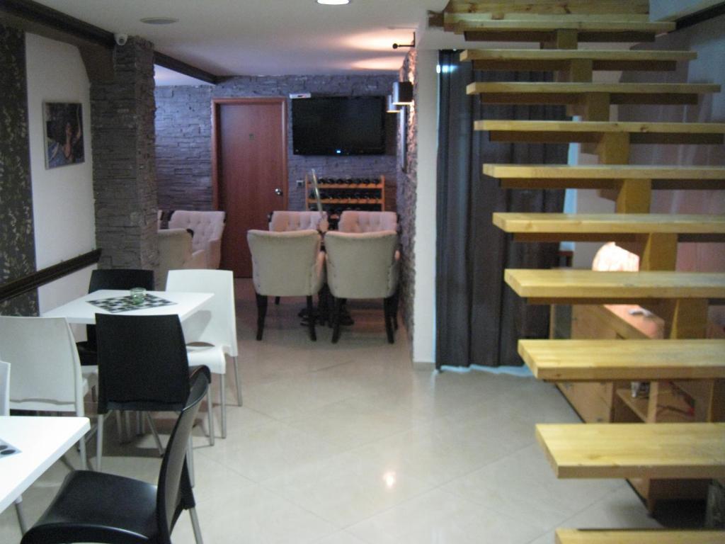 Domus Aparthotel Skopie Exterior foto